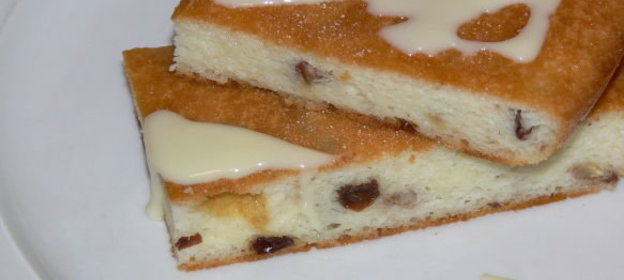 Творожная запеканка с изюмом и грецкими орехами