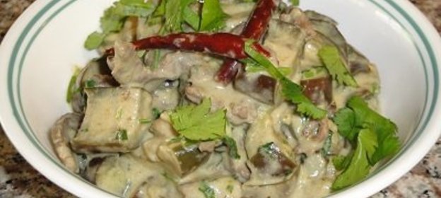 Говядина с зелёным карри ! ! !