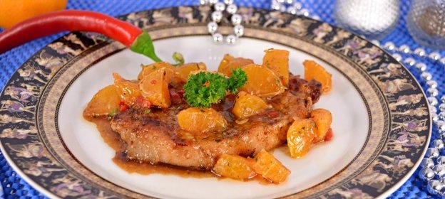 Острые свиные стейки с мандариново-медовым соусом