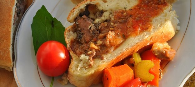 Тосканский пресный хлеб с рулетом из ягнятины (на конкурс Магия итальянской гастрономии) )