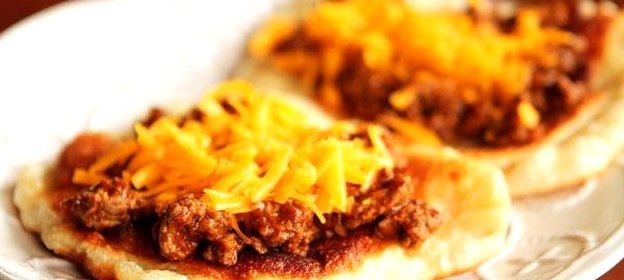 Лепешки с говяжьим фаршем и сыром