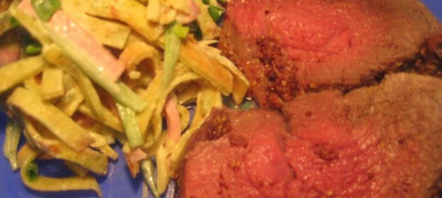 СТЕЙК с кровью в маринаде