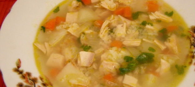 Классический рисовый суп на курином бульоне