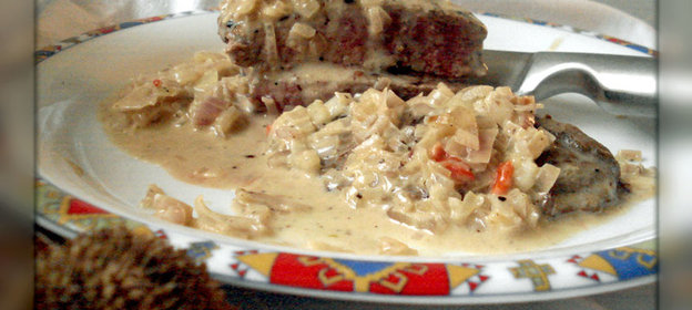 Стейк в двух маринадах ПЕРЕЧНЫЙ с соусом СЛИВОЧНЫМ ШАЛОТТ