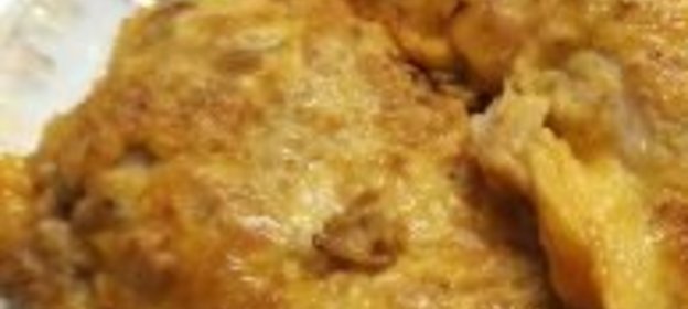 Перченый стейк под соусом из красного вина