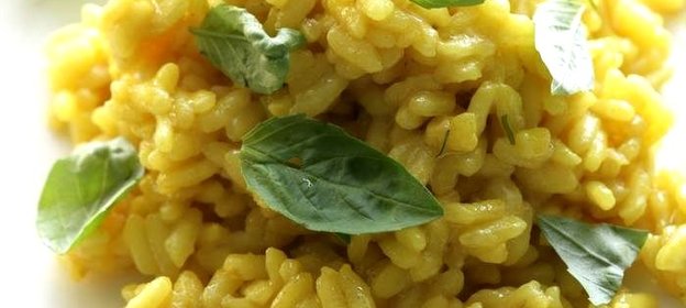 Ризотто «Миланезе» с овощным бульоном и шафраном