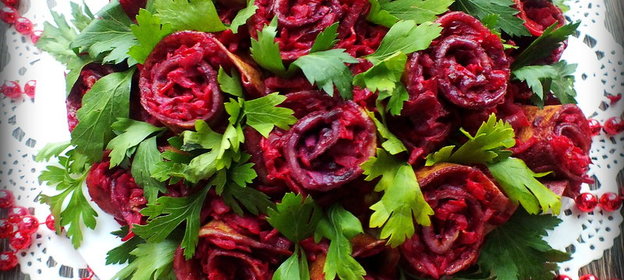 Салат Селедка под шубой - букет роз