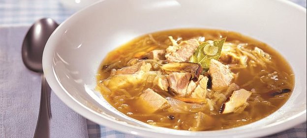 Щи из квашеной капусты с грибами