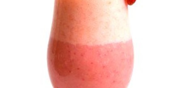 Клубнично-банановый смузи