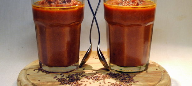 Смузи из томатного пюре с яблоком и морковью «Яхонт»