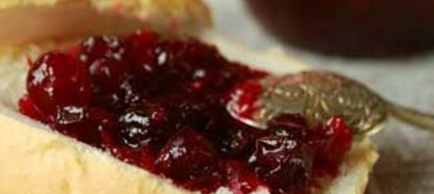 Клюквенное желе с цедрой, корицей и портвейном