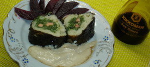 Рулет из Морского языка (Камбалы) с лососем и шпинатом