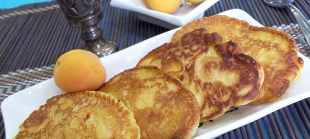 Оладьи с абрикосами