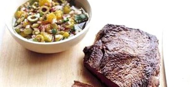 Говяжий стейк с луковой приправой