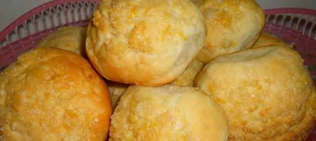 Булочки лимонные с изюмом