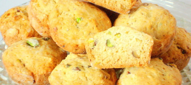 Мини-кексы на рассоле с фисташками