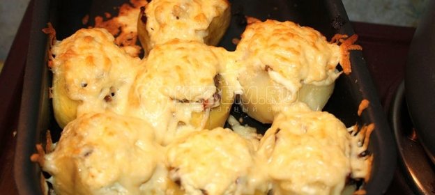 Щи из свежей капусты на курином бульоне