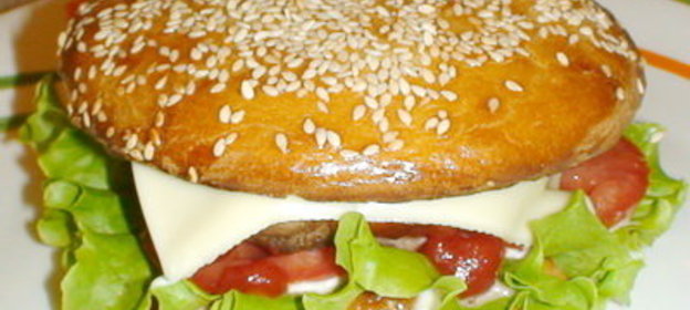 Чизбургер ...немного домашнего фаст-фуда;)