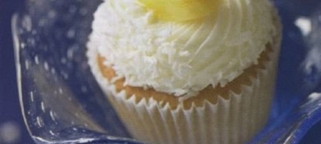 Кокосовые маффины с ананасом