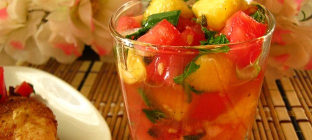 Сальса с персиками