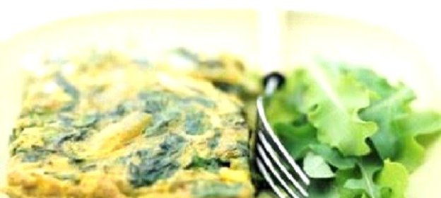 Яичница-болтунья со шпинатом