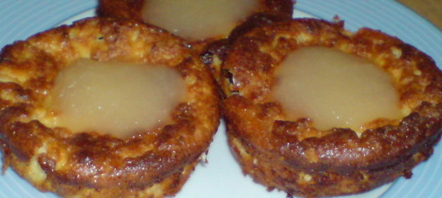 Творожные мини-запеканки с желе Pina-Colada