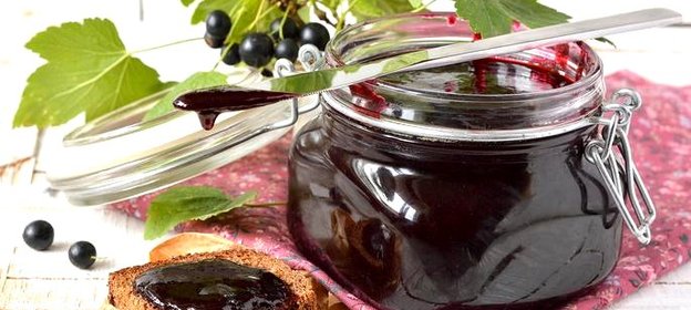 Желе из чёрной смородины