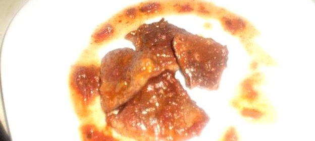 Свинина тушеная в красном вине