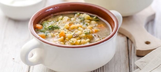 Суп гороховый на мясном бульоне