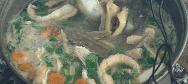 Уха из стерляди и семги