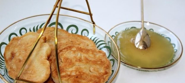 Лепешки на сковороде быстро