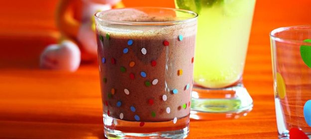 Шоколадный смузи с ореховой пастой