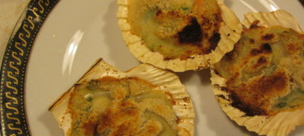 Морские гребешки, запеченные с пюре