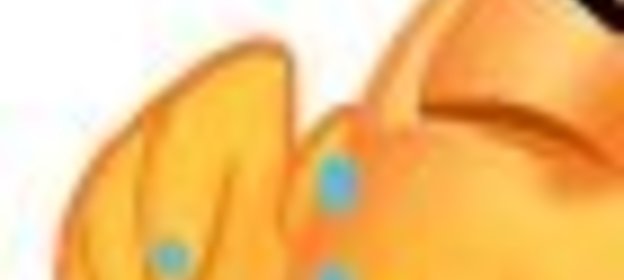 Кофе с молоком и ягодным сиропом