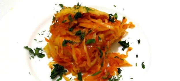 Картофельная запеканка с тушеной капустой