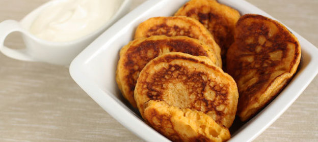 Оладьи на дрожжах с морковью