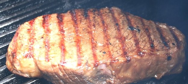 Стейк в соевом соусе