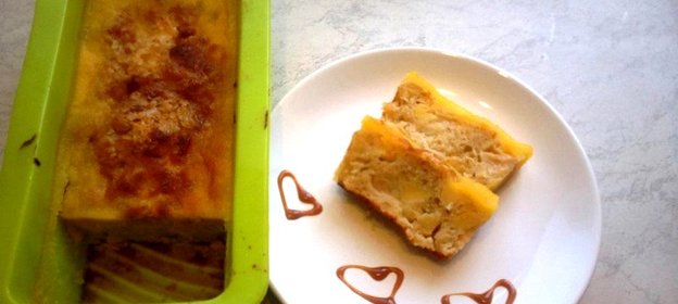 Яблочный кекс с яичной заливкой