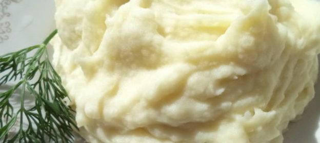 Телячьи стейки с подливой из купырь