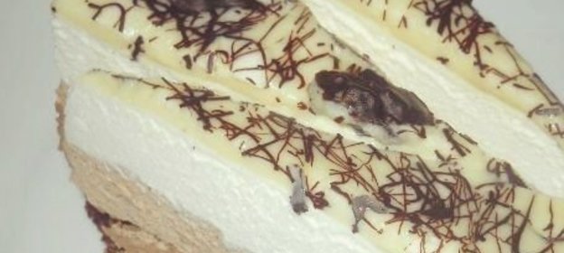 Салат из мускула морского гребешка с капустой и яблоками