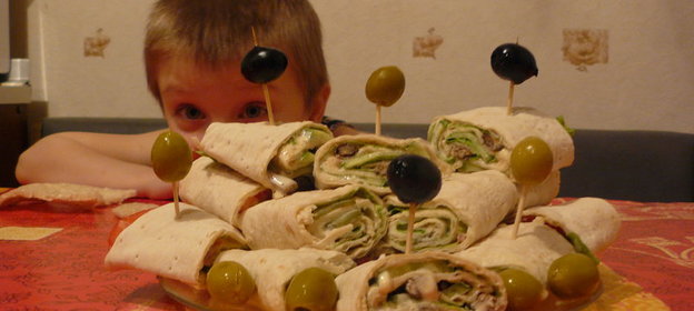 Летние овощи с куриной грудкой и винным соусом