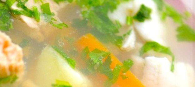 Уха из тилапии с перловкой