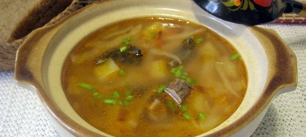 Постные щи с сушеными грибами