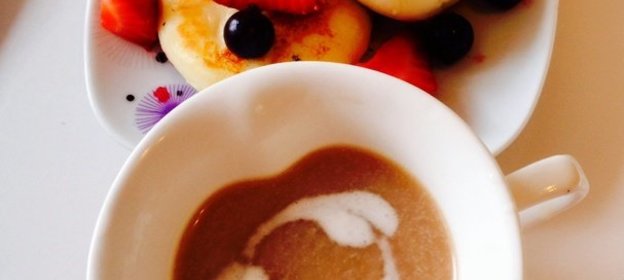 Доброе утро, любимый!Сердечное кофе и румяные сырнички