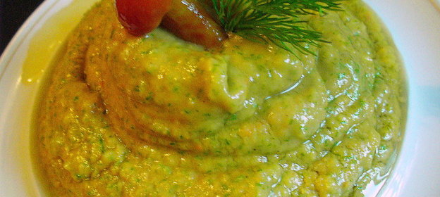 Соус из авокадо и помидор