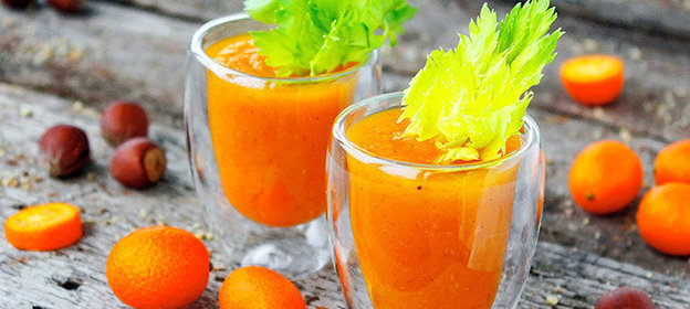 Тыквенно-ореховый смузи с кумкватом и сельдереем