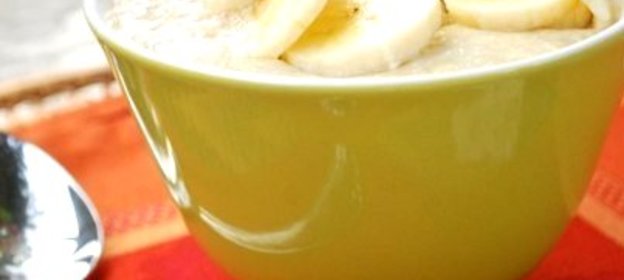 Овсянка с медом, корицей и бананом