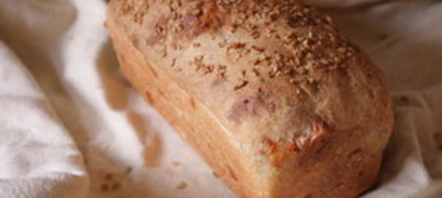 Пшенично-гречневый хлеб с сыром