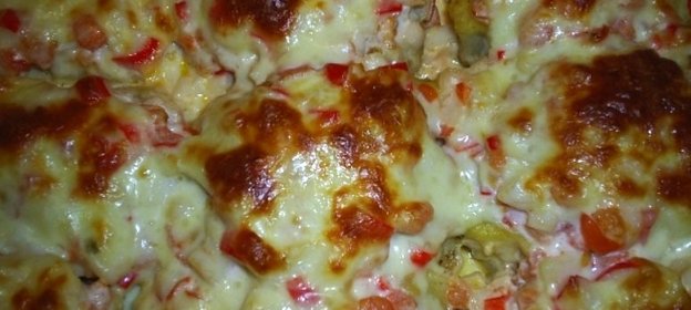 Рыба, запеченная с крабовыми палочками