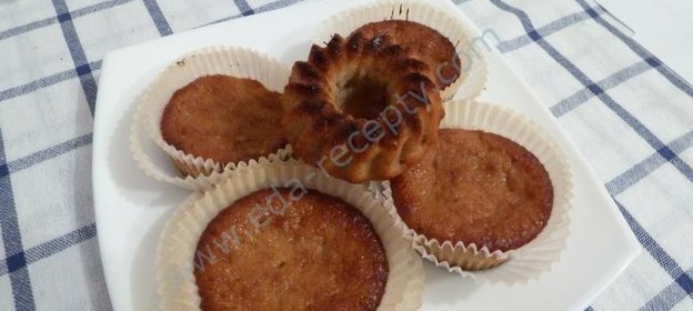 Маффины банановые с корицей